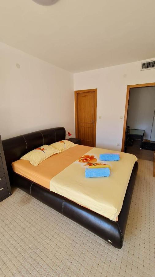 Irish Apartment Complex บุดวา ภายนอก รูปภาพ